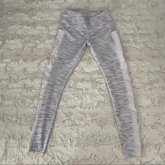 Tesla Gray/White Pocket Leggings Size Small - Picture 3 of 4